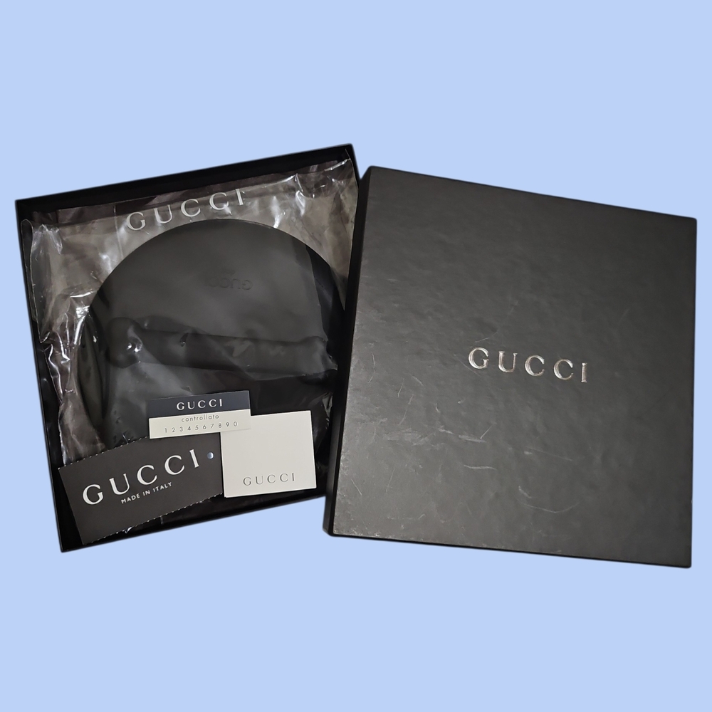 Gucci NWT Black Gucci Dog Frisbee